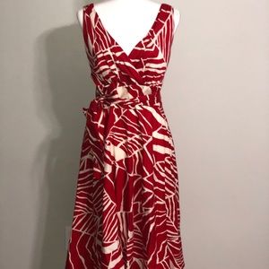 NWT Ladies Red & Cream Sleeveless Dress
